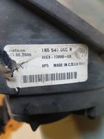 Volkswagen Golf V Lampa przednia 1K6941005R