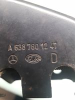 Mercedes-Benz Vito Viano W638 Guida/cerniera superiore del rullo del portellone scorrevole A6387601247