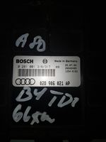 Audi 80 90 S2 B4 Calculateur moteur ECU 028906021AP