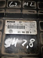 Audi A4 S4 B5 8D Calculateur moteur ECU 021906256Q