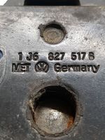 Volkswagen PASSAT B5.5 Anello/gancio di chiusura del portellone 1J6827517B