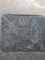 Volkswagen Golf Plus Takaistuimen turvavyön solki 5M0857753B
