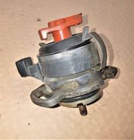 Volkswagen Golf III Spark distributor 0237521061