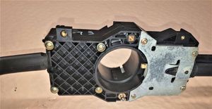 Audi A6 S6 C4 4A Leva/interruttore dell’indicatore di direzione e tergicristallo 4D0953513A