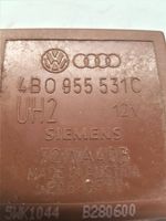 Audi A6 Allroad C5 Lasinpyyhkimen ajastuksen rele 4B0955531C