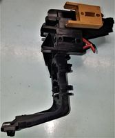 Audi A4 S4 B7 8E 8H Relay mounting block 8E0937503E