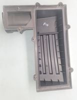 Volkswagen PASSAT B6 Air filter box cover 