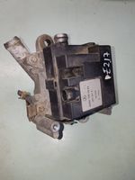 Mercedes-Benz E W210 Sistema di pre riscaldamento elettrico del motore (opzionale) A0001591004