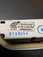 Ford Galaxy Monitori/näyttö/pieni näyttö 7M0919203B