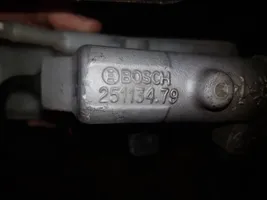 Toyota Avensis T250 Główny cylinder hamulca 25113479