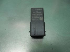 Citroen C4 II Hehkutulpan esikuumennuksen rele 9803299780