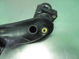 Mazda 5 Välijäähdyttimen letku 072350