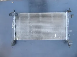 Peugeot Bipper Radiateur de refroidissement 51780659