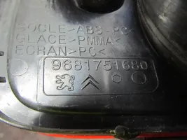 Citroen C3 Picasso Éclairage de pare-chocs arrière 9681751680