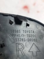 Toyota RAV 4 (XA40) Takapuskurin hinaussilmukan suojakansi 532850R080