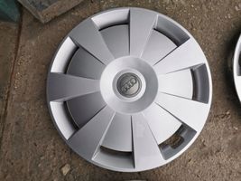 Audi A3 S3 8P R16 wheel hub/cap/trim 8V0601147C