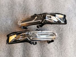 Audi e-tron Mirror indicator light 4KE949127