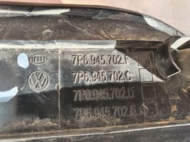Volkswagen Touareg II Luce del paraurti posteriore 7P6945702F