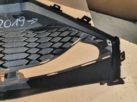 Toyota C-HR Grille inférieure de pare-chocs avant 52129F411030