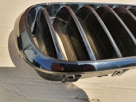 BMW X5 F15 Rejilla superior del radiador del parachoques delantero 51137294485