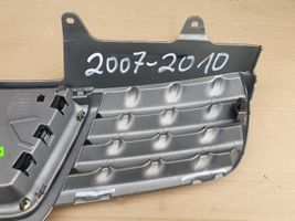 Nissan Qashqai+2 Grille calandre supérieure de pare-chocs avant 62310JD00B