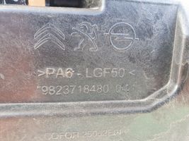 Opel Mokka B Jäähdyttimen kehyksen suojapaneeli 982371848004