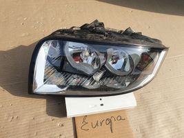 Audi A2 Lampa przednia 8Z0941003