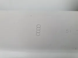 Audi Q5 SQ5 Dangtis variklio (kapotas) 8R0000000