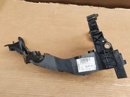 Audi A5 8T 8F Support phare frontale 8T0805607D