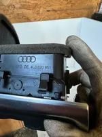 Audi Q7 4L Griglia di ventilazione centrale cruscotto 4L0820951