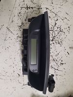 Renault Laguna II Monitor / wyświetlacz / ekran 8200290542