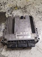 Renault Latitude (L70) Sterownik / Moduł ECU 0281017614