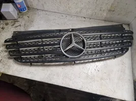 Mercedes-Benz Vito Viano W639 Etupuskurin ylempi jäähdytinsäleikkö 