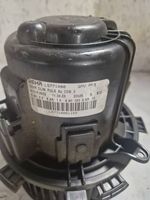 Citroen C5 Ventola riscaldamento/ventilatore abitacolo L5771000