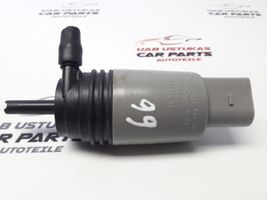 BMW 1 E81 E87 Pompe de lave-glace de pare-brise 67126934159