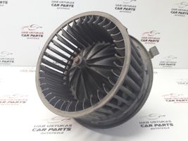 Volkswagen PASSAT B3 Pečiuko ventiliatorius/ putikas 357819021