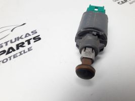 Renault Megane II Sajūga pedāļa sensors 8200168240B