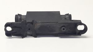 Audi A4 S4 B5 8D Oven keskuslukituksen ohjausyksikön moduuli 4A0959981A