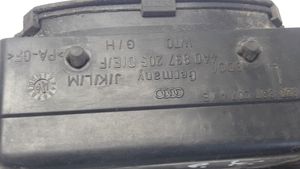 Audi A4 S4 B5 8D Ārējais atvēršanas rokturis 4A0837205D