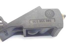 Volkswagen Golf IV Ugello a spruzzo lavavetri per parabrezza 6E0955985