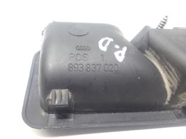 Audi 80 90 B3 Rankenėlė atidarymo vidinė 893837020