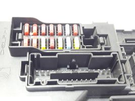 Opel Corsa D Fuse module 13142241