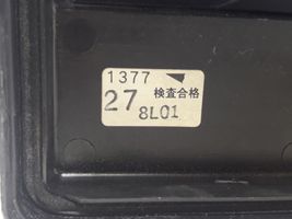 Mazda 323 Sulakerasian kansi 1377278L01