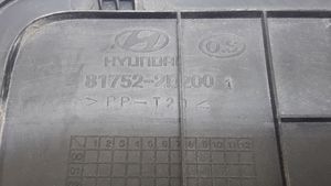 Hyundai Elantra Autres pièces intérieures 817522D200