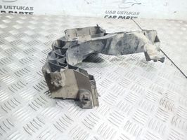 Renault Megane II Boczny panel mocowania chłodnicy 8200137496