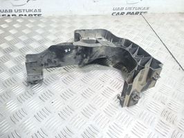 Renault Megane II Boczny panel mocowania chłodnicy 8200137495