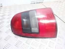 Opel Vectra B Lampa tylna 09153153