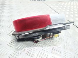 Hyundai Elantra Lampy tylnej klapy bagażnika 924022D