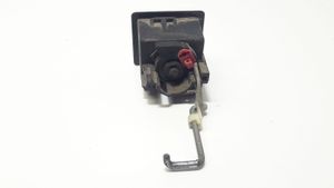 Renault Clio I Tailgate exterior lock 