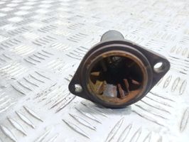 Volkswagen Golf IV Termostat / Obudowa termostatu 038121121